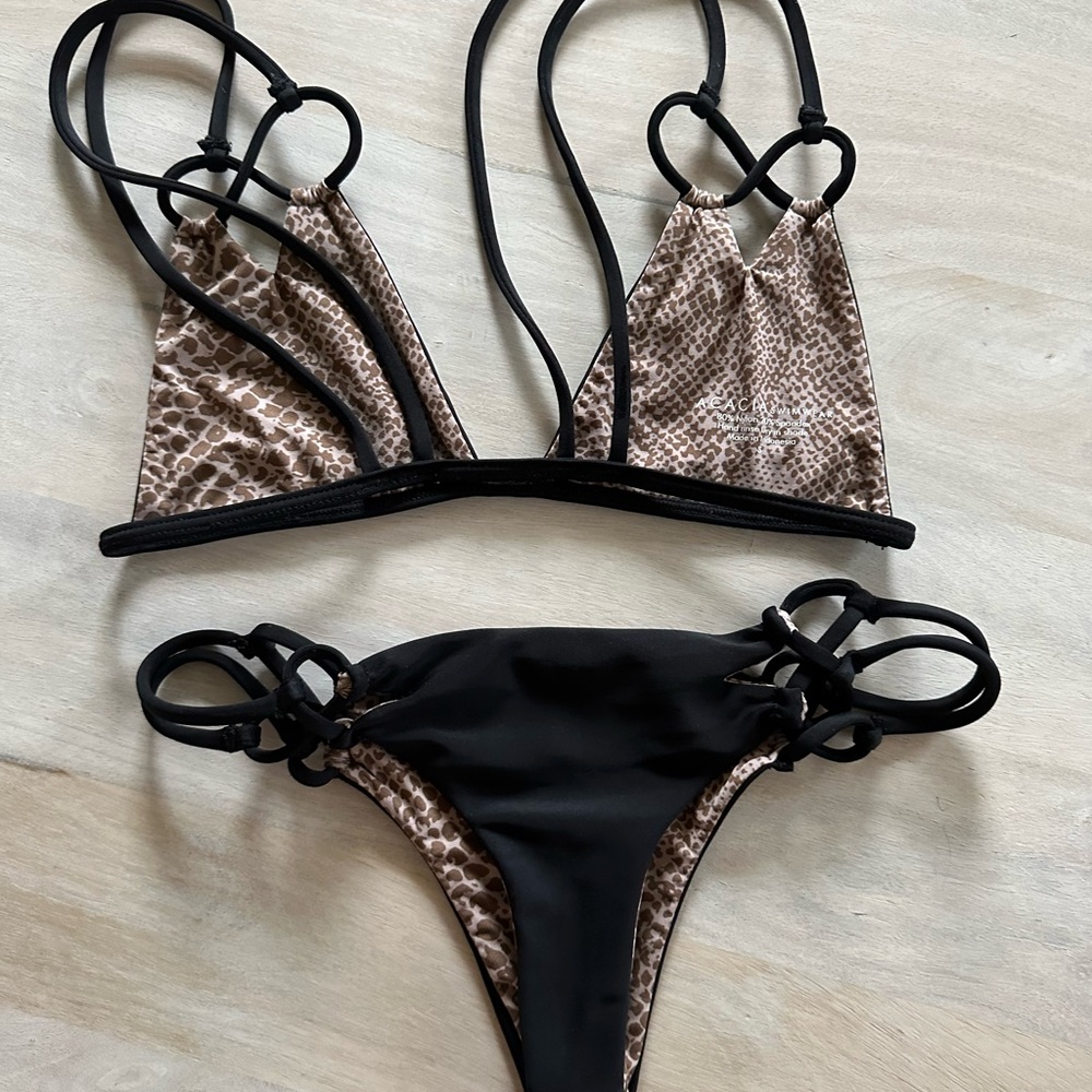 ✖️[SOLD]✖️ACACIA SWIM - Picture 3 of 3